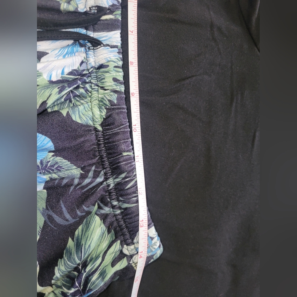 Black Pajama Top with Tropical Floral Shorts - Picture 4 of 8
